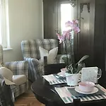 Apartament Karmelicka 19 Muzeum Polin شقة *